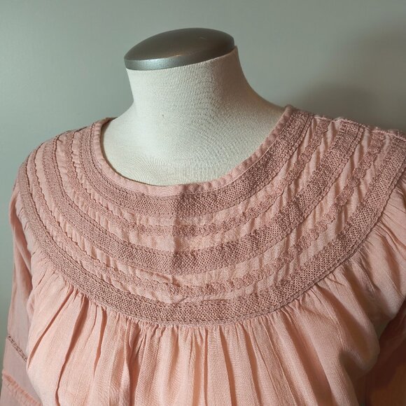 GAP Smocked Lace-Trim Peasant Blouse - Picture 2 of 5